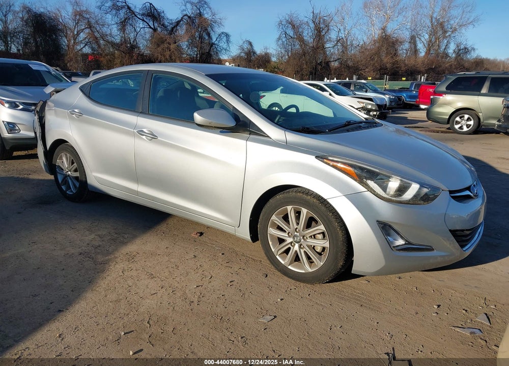 2016 HYUNDAI ELANTRA SE VIN: 5NPDH4AE5GH765214