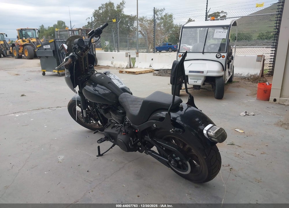 2022 HARLEY-DAVIDSON FXLRS VIN: 1HD1YWZ26NB016623