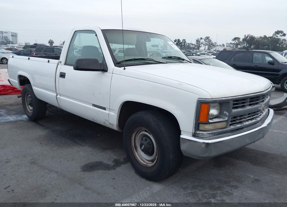 1998 CHEVROLET C2500 FLEETSIDE VIN: 1GCGC24R1WE119911