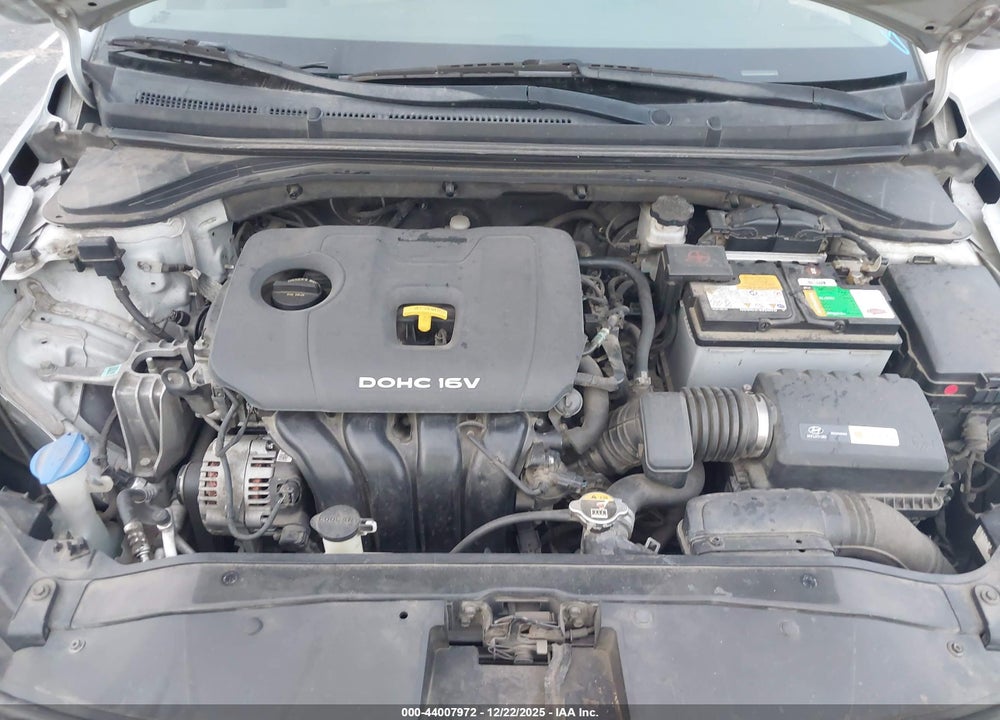 2018 HYUNDAI ELANTRA SEL VIN: 5NPD84LFXJH267815