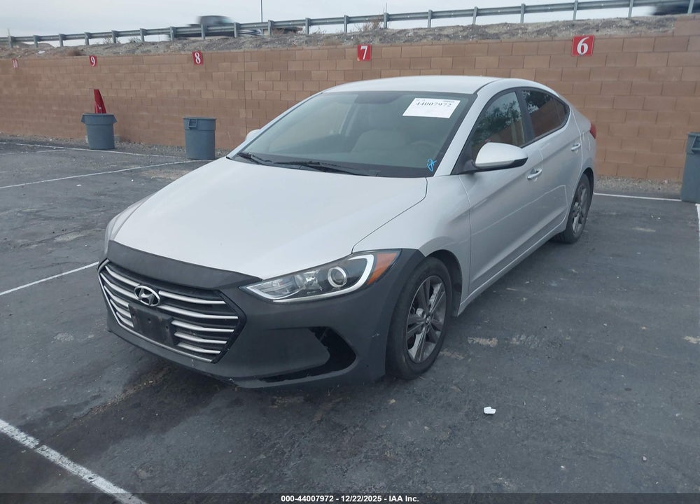 2018 HYUNDAI ELANTRA SEL VIN: 5NPD84LFXJH267815