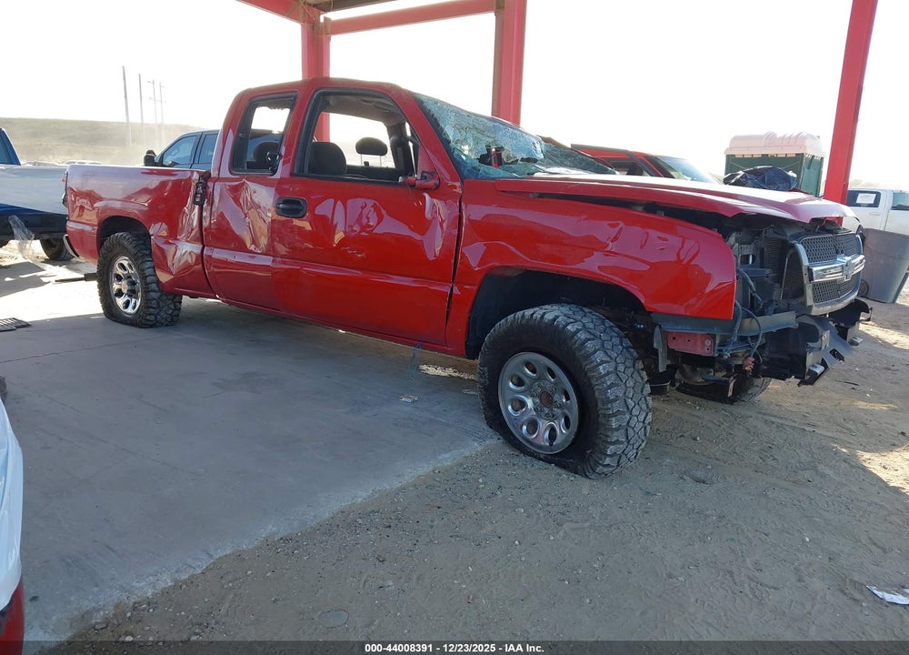 2005 CHEVROLET SILVERADO 1500 LS VIN: 2GCEC19V851261342