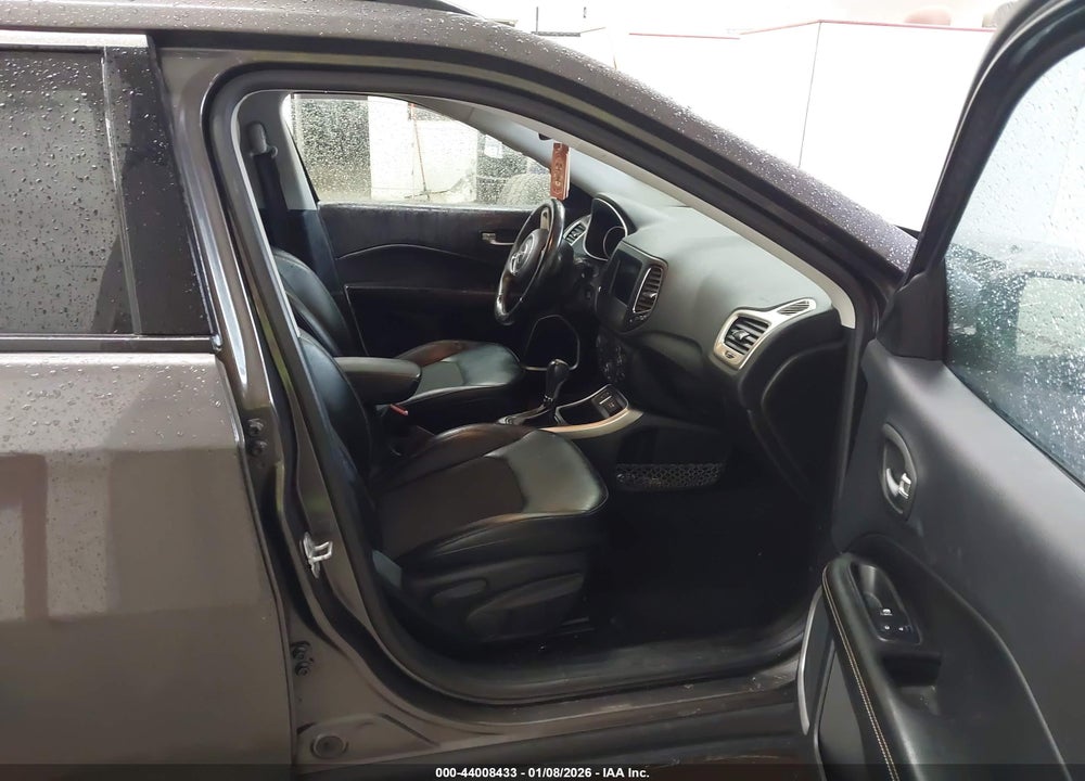2018 JEEP COMPASS LATITUDE FWD VIN: 3C4NJCBB0JT309152