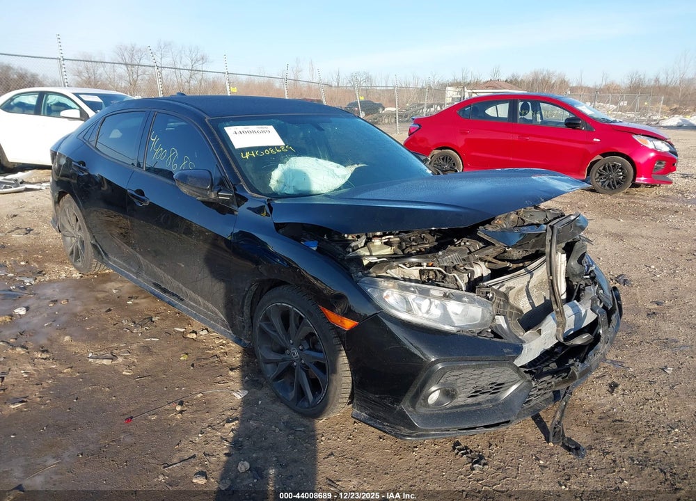 2018 HONDA CIVIC SPORT VIN: SHHFK7H49JU208769