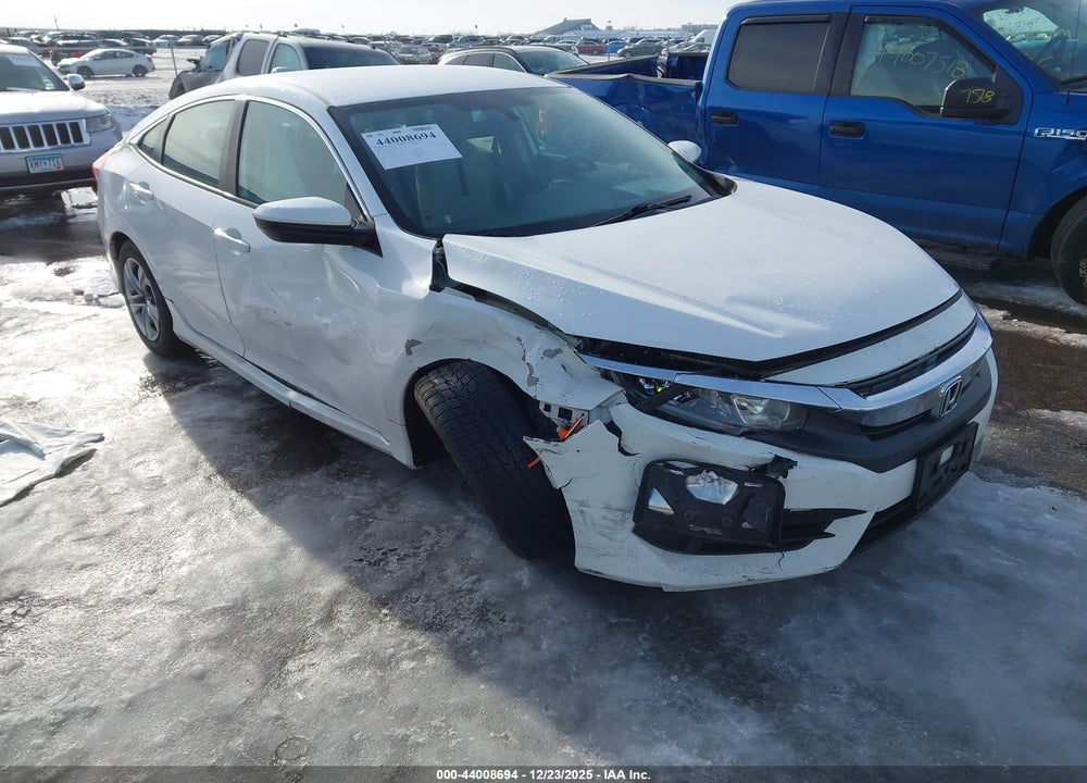 2018 HONDA CIVIC LX VIN: 2HGFC2F51JH604249