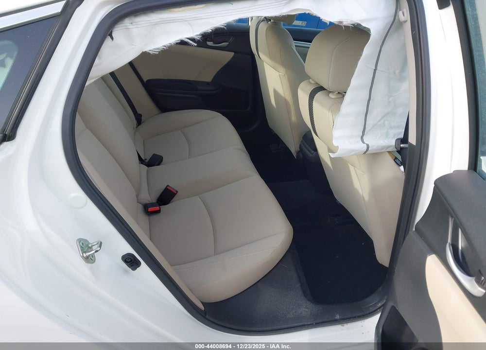 2018 HONDA CIVIC LX VIN: 2HGFC2F51JH604249