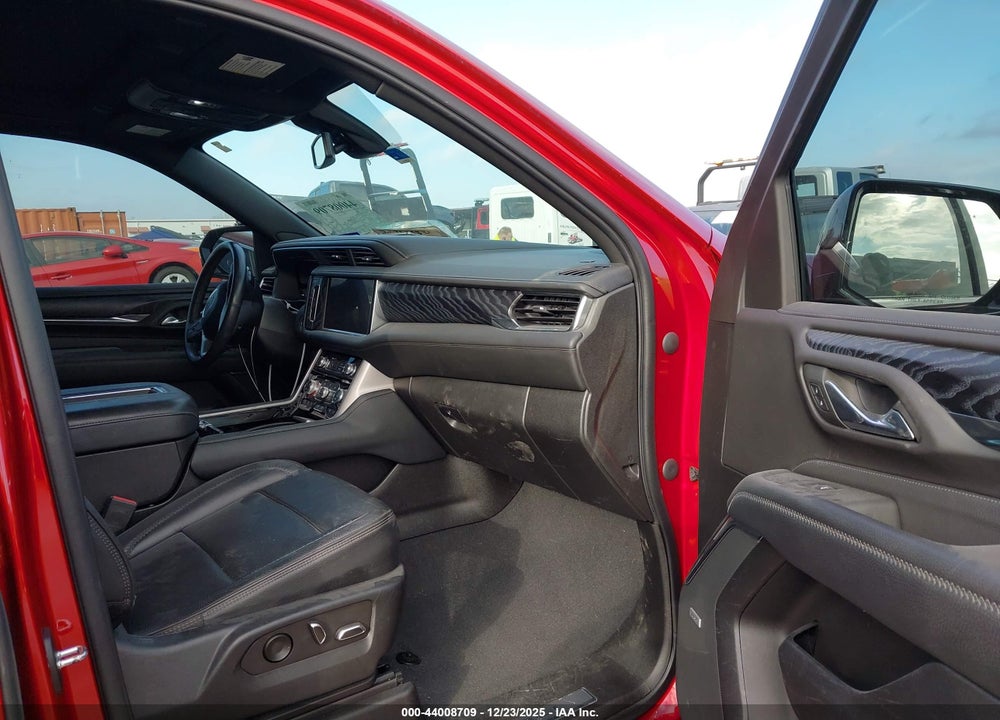 2022 GMC YUKON XL 4WD DENALI VIN: 1GKS2JKL7NR318494