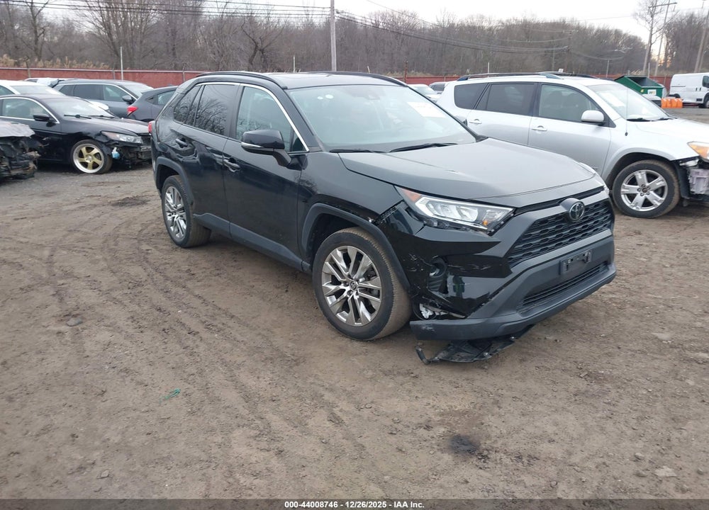 2021 TOYOTA RAV4 XLE PREMIUM VIN: 2T3A1RFV9MW197535