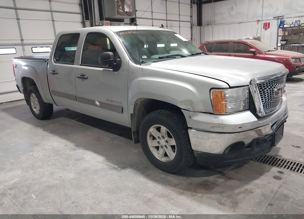2010 GMC SIERRA 1500 SLE VIN: 3GTRKVE38AG275114