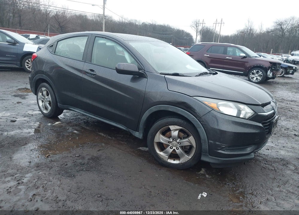 2017 HONDA HR-V LX VIN: 3CZRU6H39HG707645