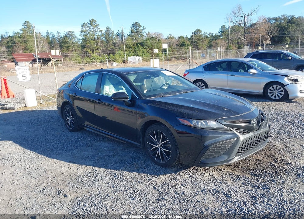 2021 TOYOTA CAMRY SE AWD VIN: 4T1G11BK6MU037418