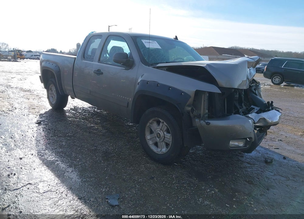 2008 CHEVROLET SILVERADO 1500 LT1 VIN: 1GCEK19088Z158781