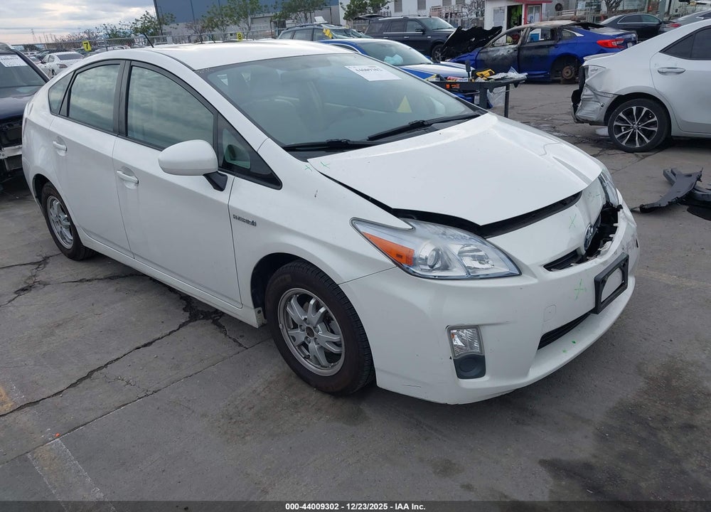 2011 TOYOTA PRIUS THREE VIN: JTDKN3DU9B0259405