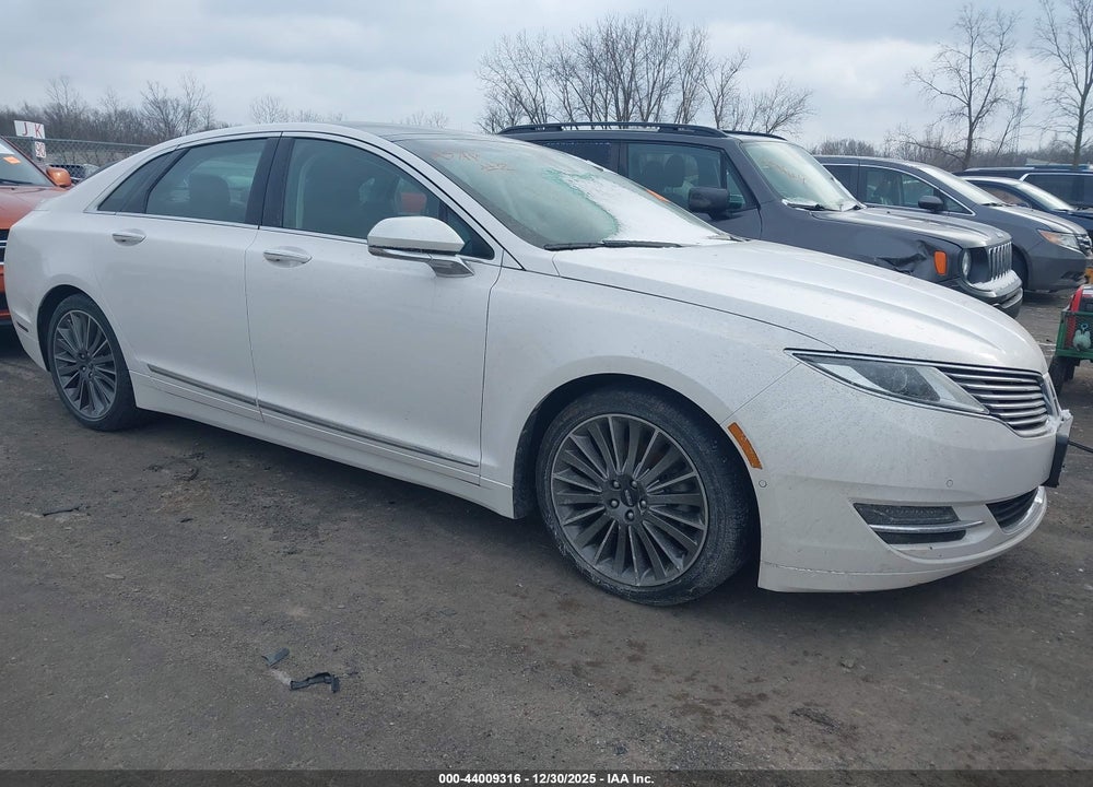 2014 LINCOLN MKZ VIN: 3LN6L2GK8ER821600