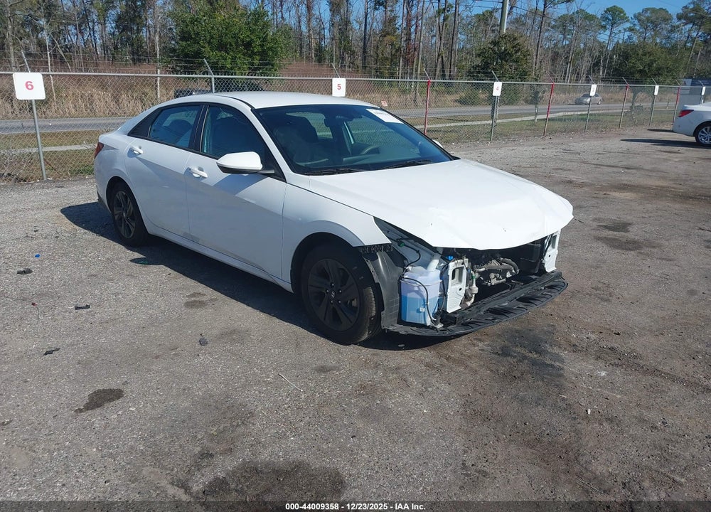 2021 HYUNDAI ELANTRA SEL VIN: 5NPLM4AGXMH038560
