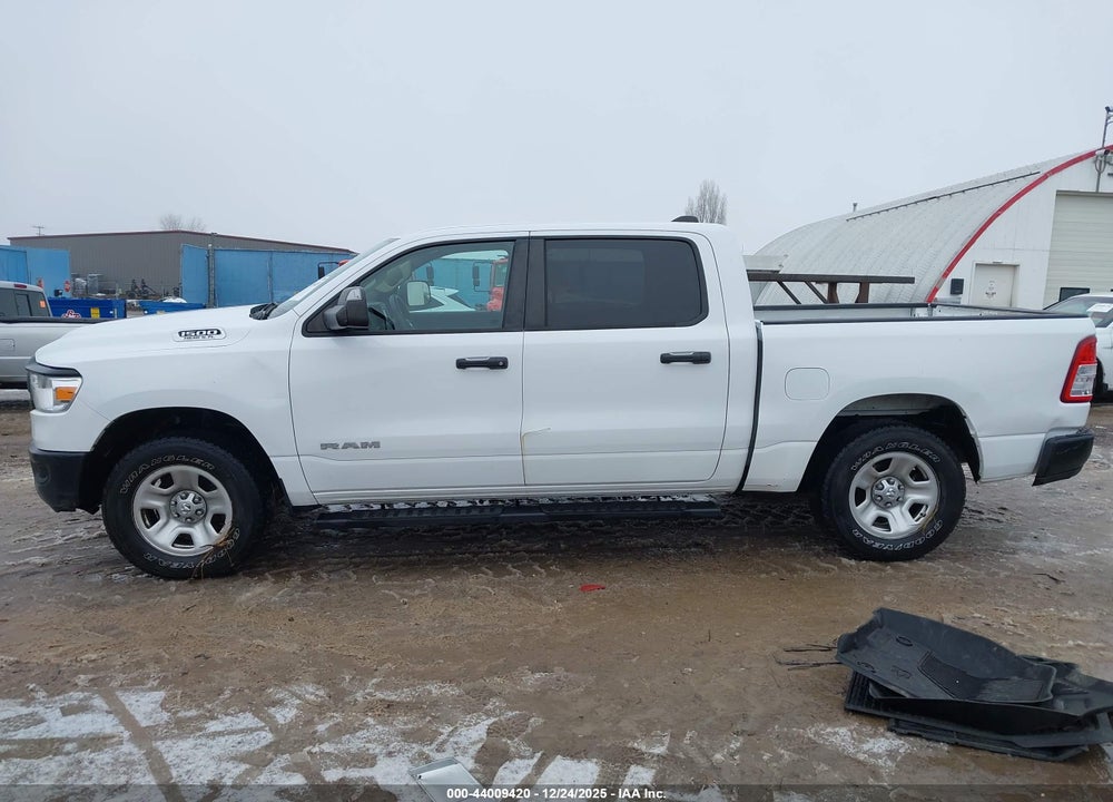 2019 RAM 1500 TRADESMAN  4X4 5'7 BOX VIN: 1C6SRFGT7KN658722