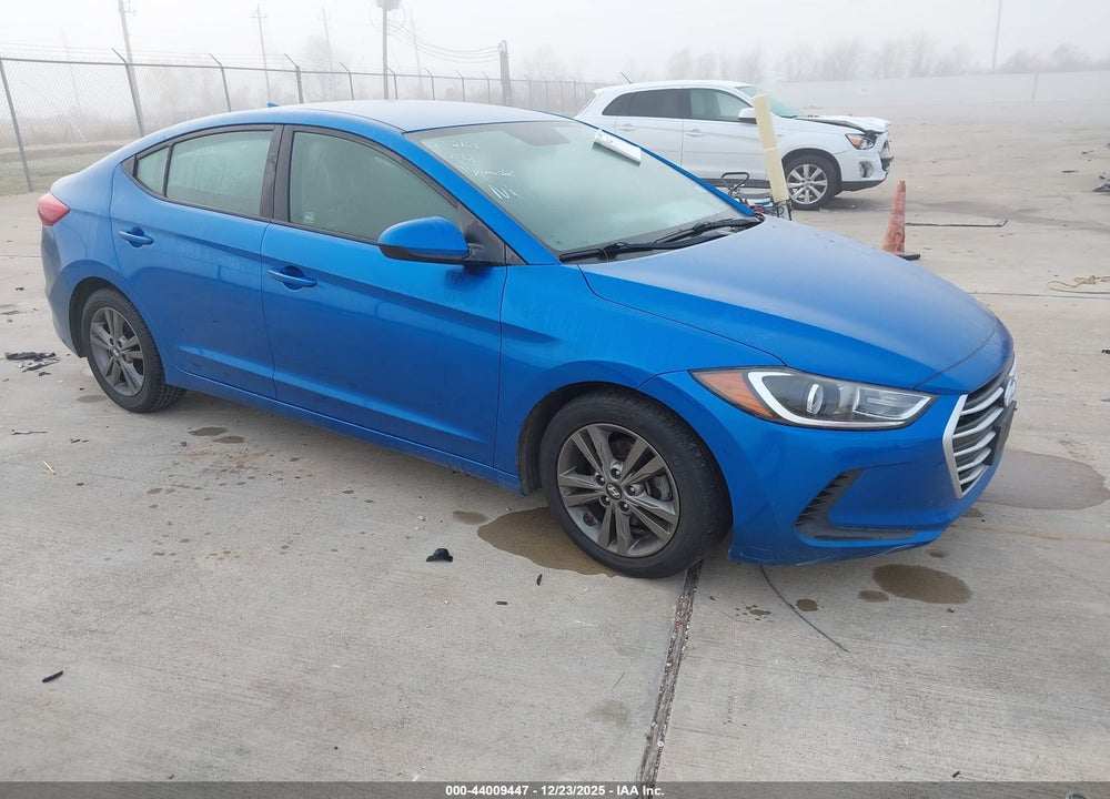 2018 HYUNDAI ELANTRA SEL VIN: 5NPD84LF5JH242952