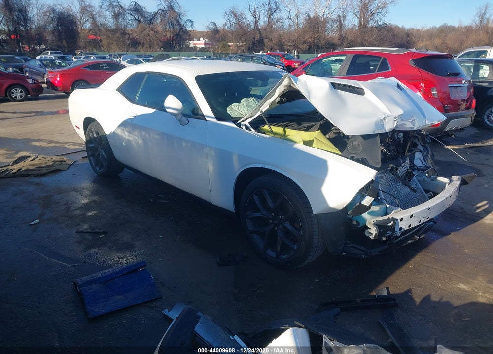 2019 DODGE CHALLENGER SXT VIN: 2C3CDZAG7KH659682