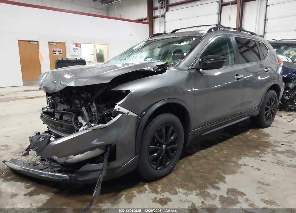 2017 NISSAN ROGUE SV VIN: 5N1AT2MVXHC801571
