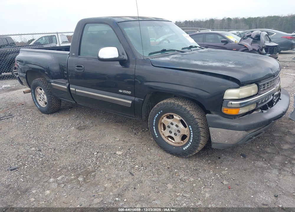 2002 CHEVROLET SILVERADO 1500 LS VIN: 1GCEC14T52Z236083