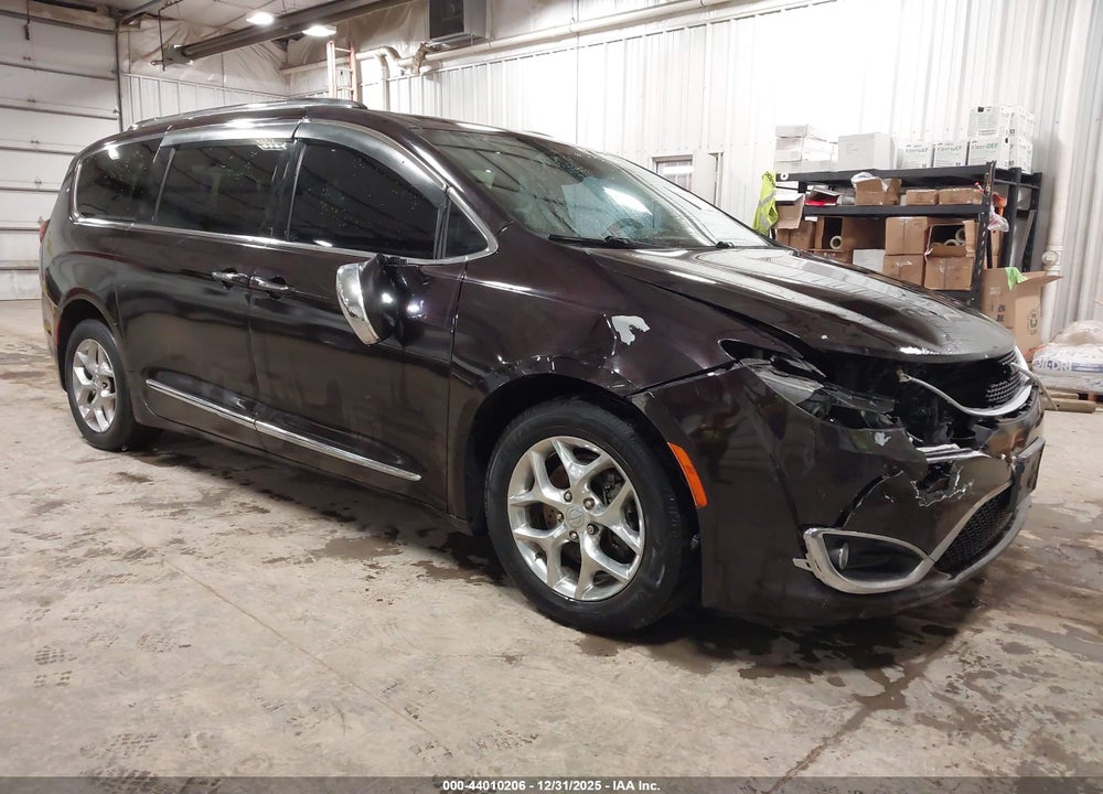 2017 CHRYSLER PACIFICA LIMITED VIN: 2C4RC1GG8HR592434
