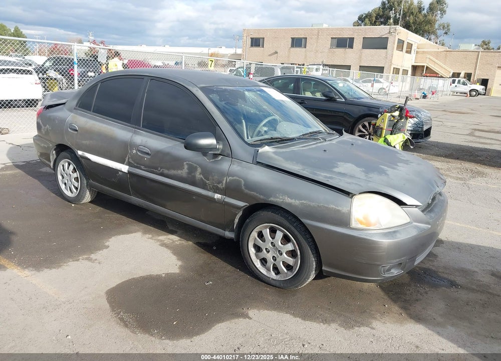 2005 KIA RIO VIN: KNADC125756375988