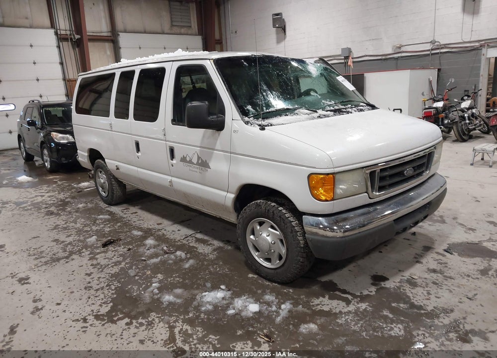 2005 FORD E-350 SUPER DUTY CHATEAU/XL/XLT VIN: 1FBNE31L85HB38089