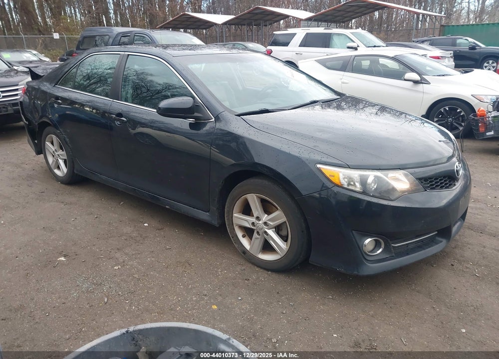 2014 TOYOTA CAMRY SE VIN: 4T1BF1FK0EU317360
