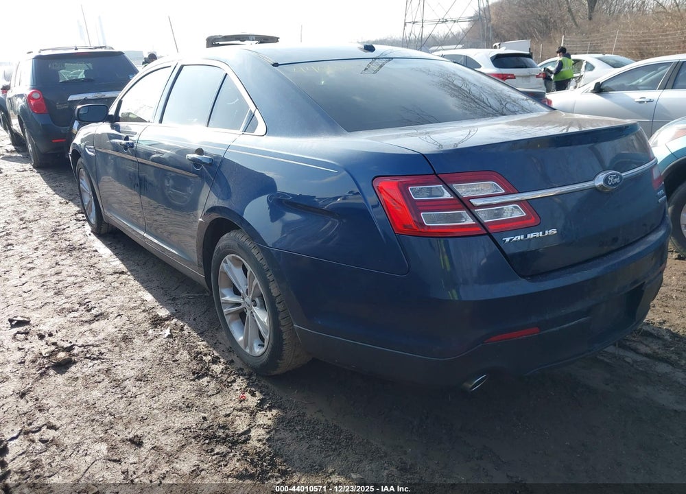 2017 FORD TAURUS SEL VIN: 1FAHP2E85HG135010