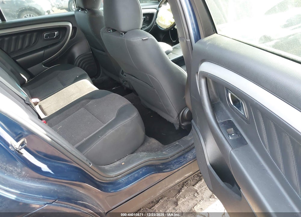 2017 FORD TAURUS SEL VIN: 1FAHP2E85HG135010