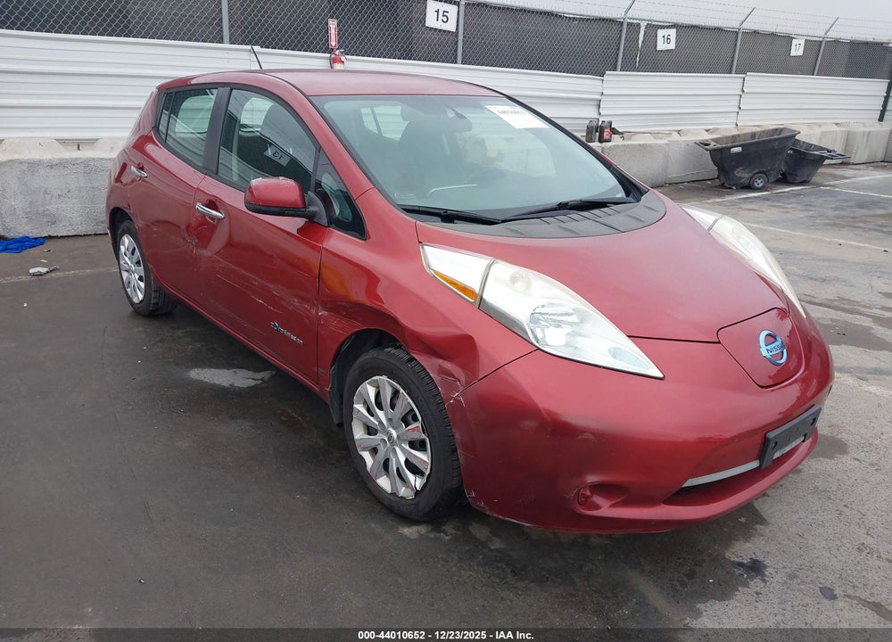 2015 NISSAN LEAF S VIN: 1N4AZ0CP6FC333769