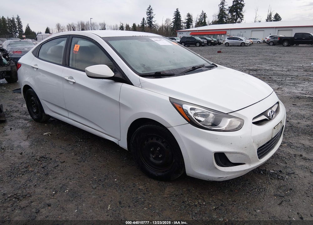 2013 HYUNDAI ACCENT GLS VIN: KMHCT4AE4DU471939