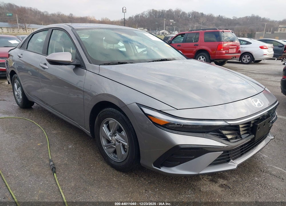 2024 HYUNDAI ELANTRA SE VIN: KMHLL4DGXRU726209