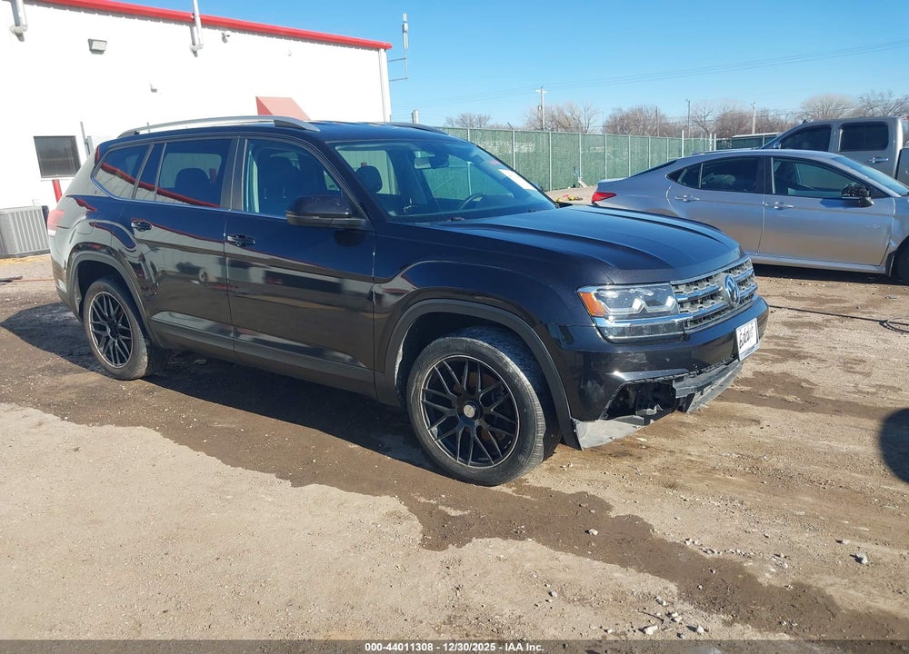 2018 VOLKSWAGEN ATLAS 3.6L V6 SE VIN: 1V2CR2CAXJC568323