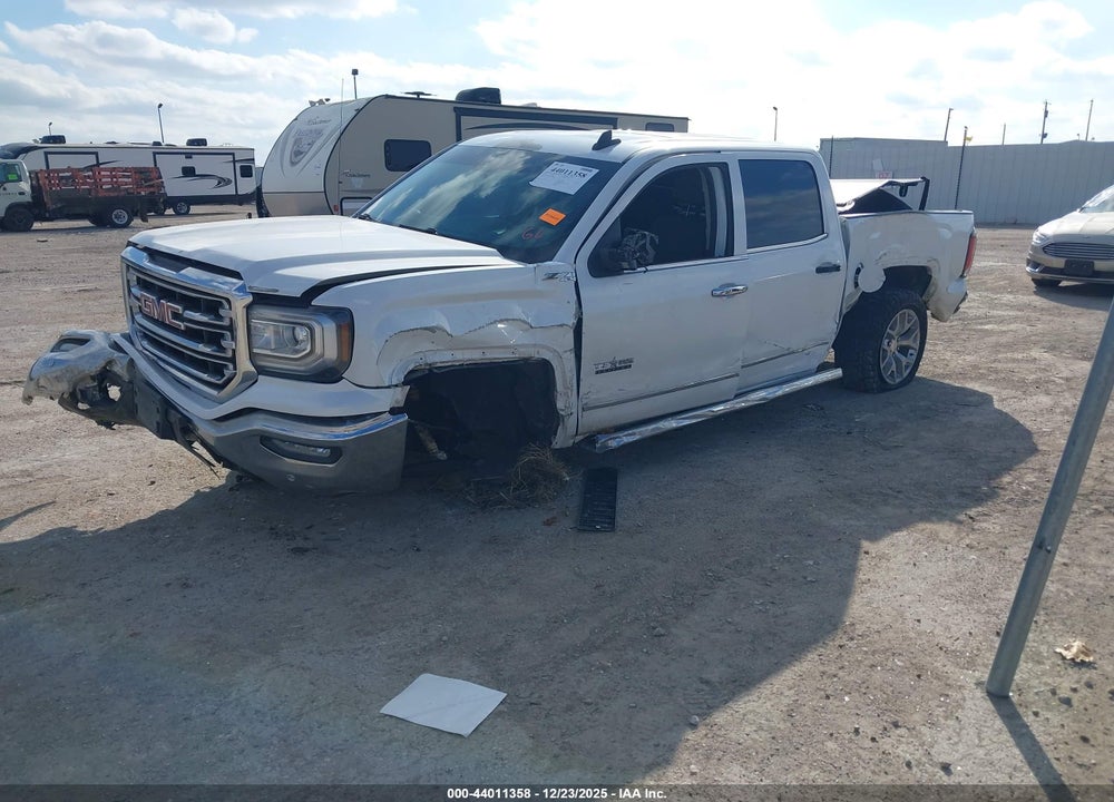 2018 GMC SIERRA 1500 SLT VIN: 3GTU2NEC3JG167316