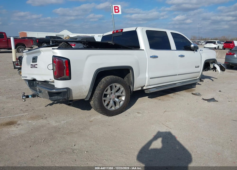 2018 GMC SIERRA 1500 SLT VIN: 3GTU2NEC3JG167316