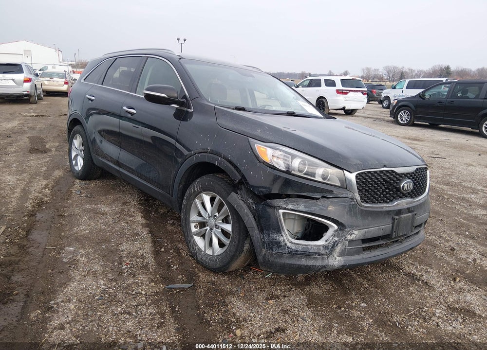 2017 KIA SORENTO 2.4L LX VIN: 5XYPG4A31HG281189