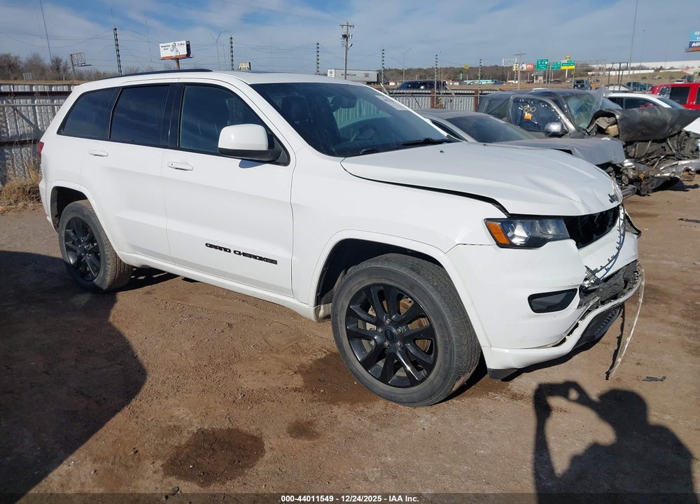 2017 JEEP GRAND CHEROKEE ALTITUDE 4X4 VIN: 1C4RJFAG1HC760385
