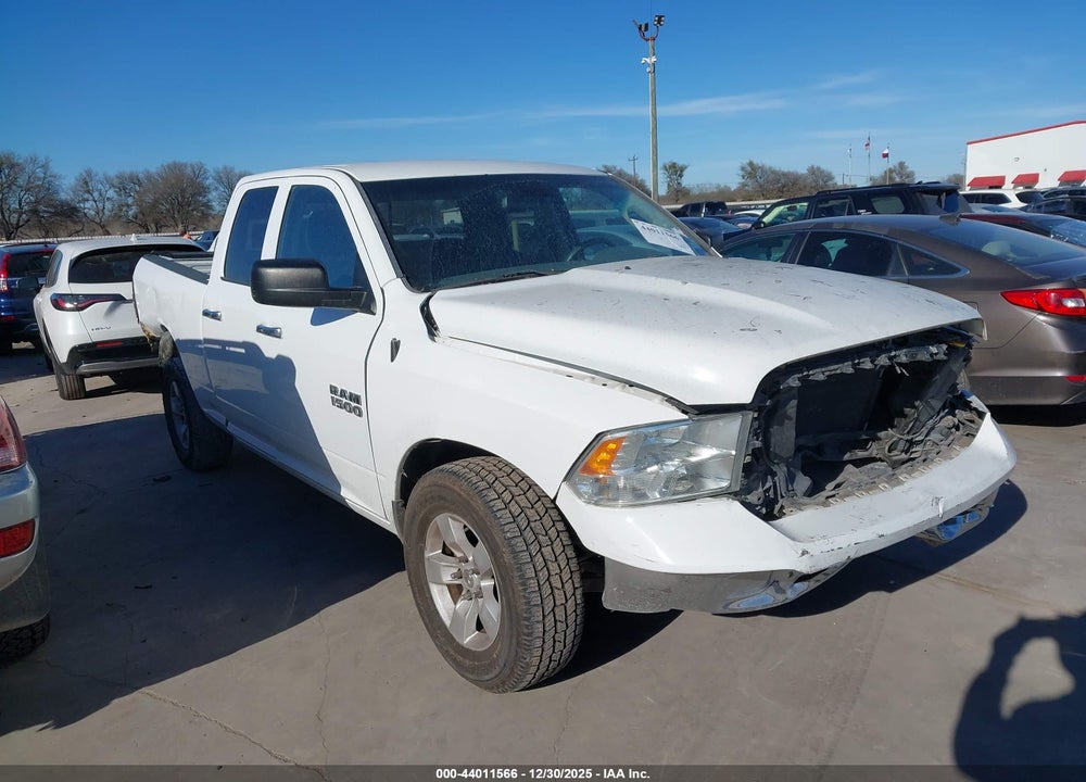 2016 RAM 1500 SLT VIN: 1C6RR6GG4GS312119