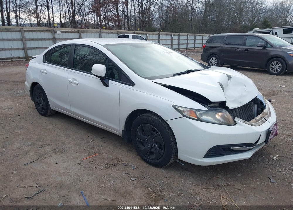 2013 HONDA CIVIC LX VIN: 19XFB2F5XDE007702