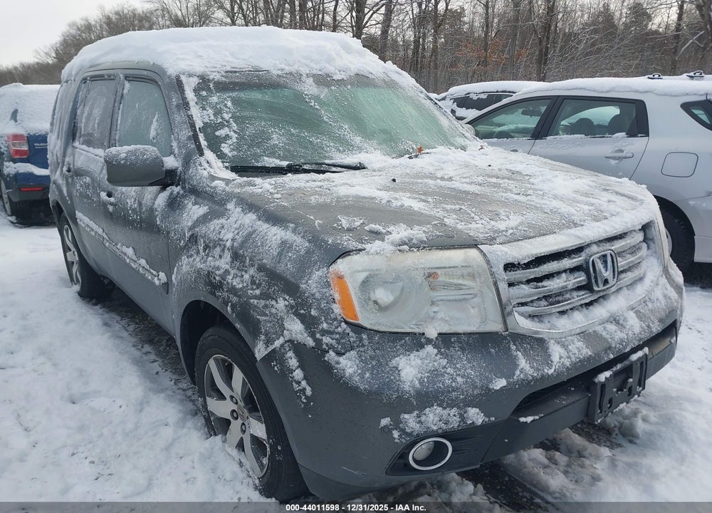 2013 HONDA PILOT TOURING VIN: 5FNYF4H97DB027330