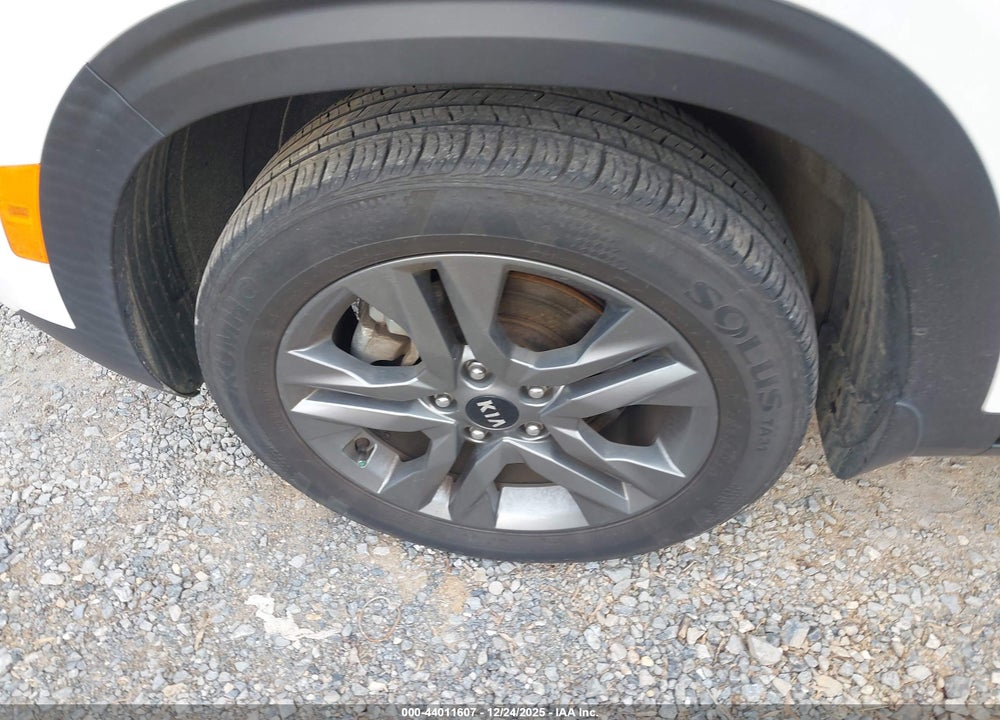 2021 KIA SELTOS LX VIN: KNDEPCAA7M7048179