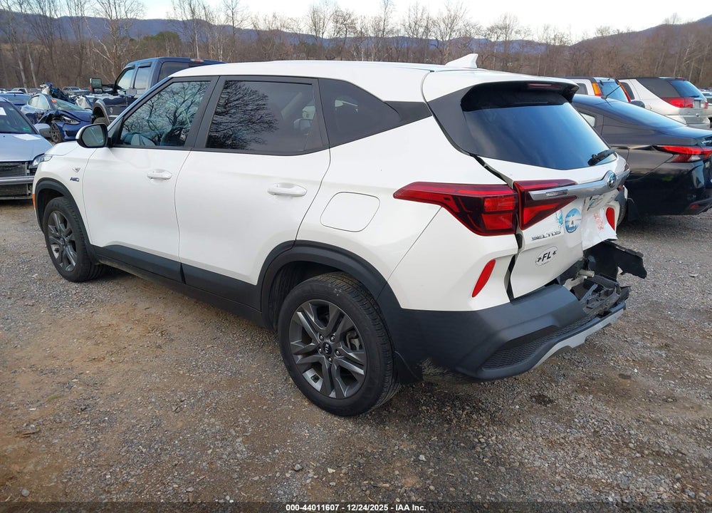 2021 KIA SELTOS LX VIN: KNDEPCAA7M7048179