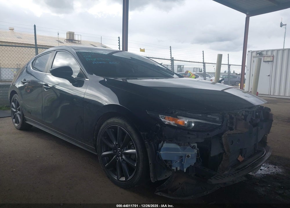 2019 MAZDA 3 PREFERRED PACKAGE VIN: JM1BPAMM7K1134508