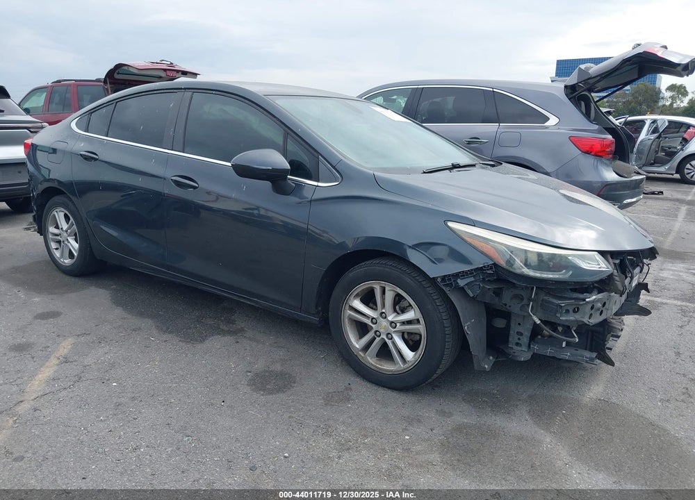 2018 CHEVROLET CRUZE LT AUTO VIN: 1G1BE5SM5J7157662