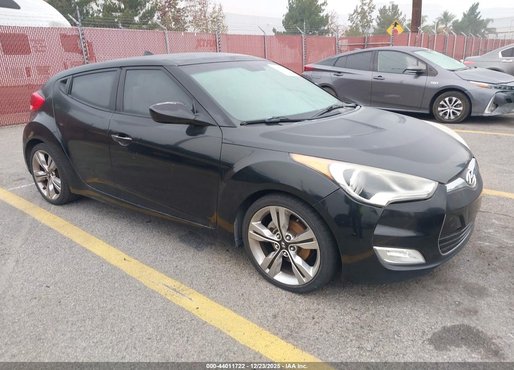 2012 HYUNDAI VELOSTER BASE W/GRAY VIN: KMHTC6ADXCU067934