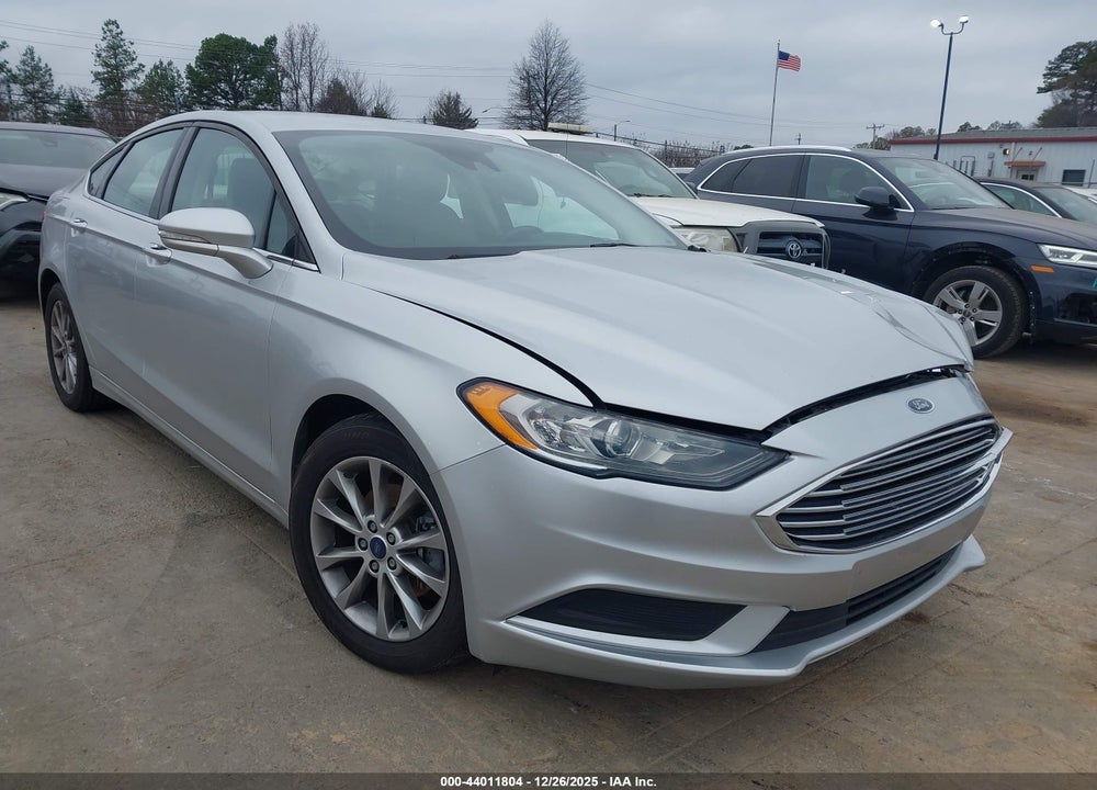 2017 FORD FUSION SE VIN: 3FA6P0H70HR388114