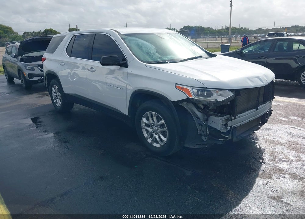 2021 CHEVROLET TRAVERSE FWD LS VIN: 1GNERFKW5MJ104717