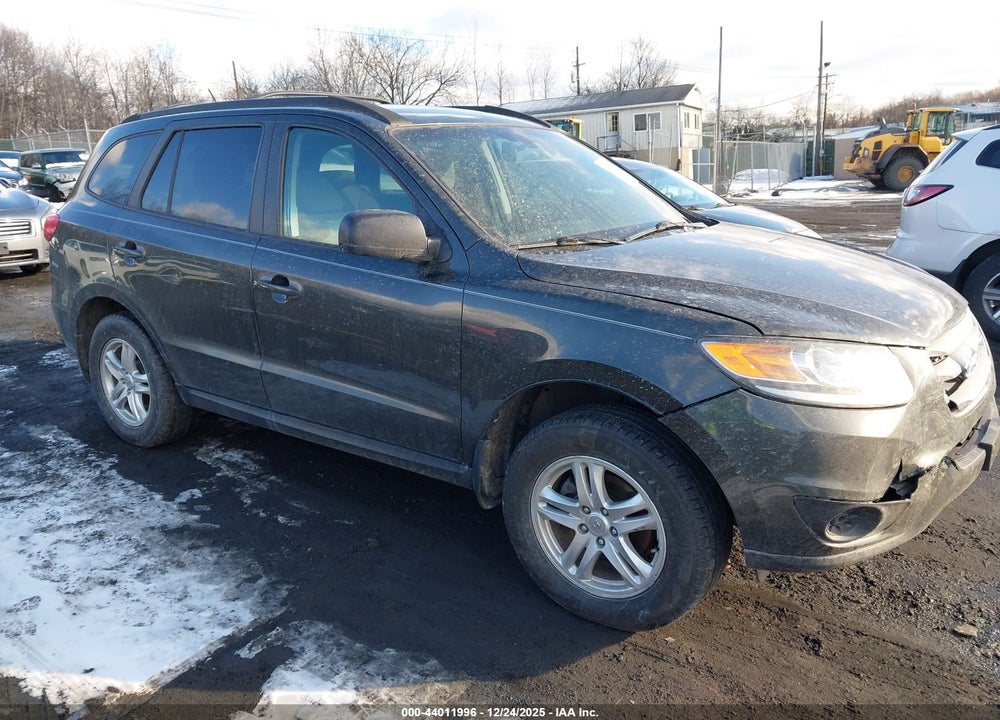 2012 HYUNDAI SANTA FE GLS VIN: 5XYZGDAB3CG104622