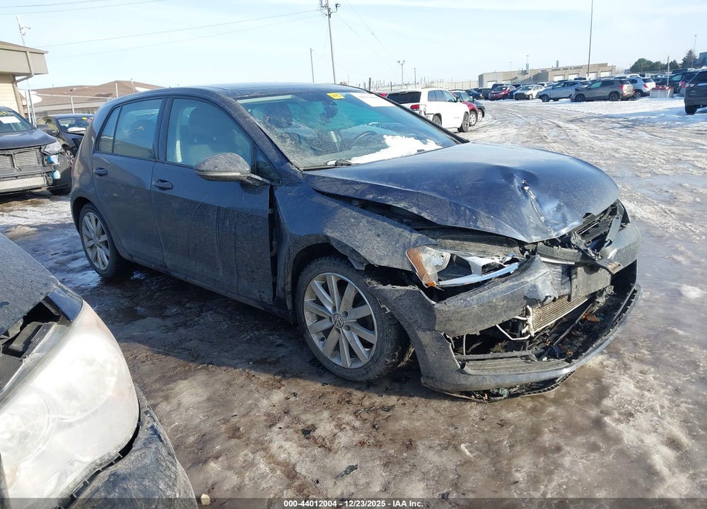 2015 VOLKSWAGEN GOLF TDI SE 4-DOOR VIN: 3VW2A7AU8FM042404